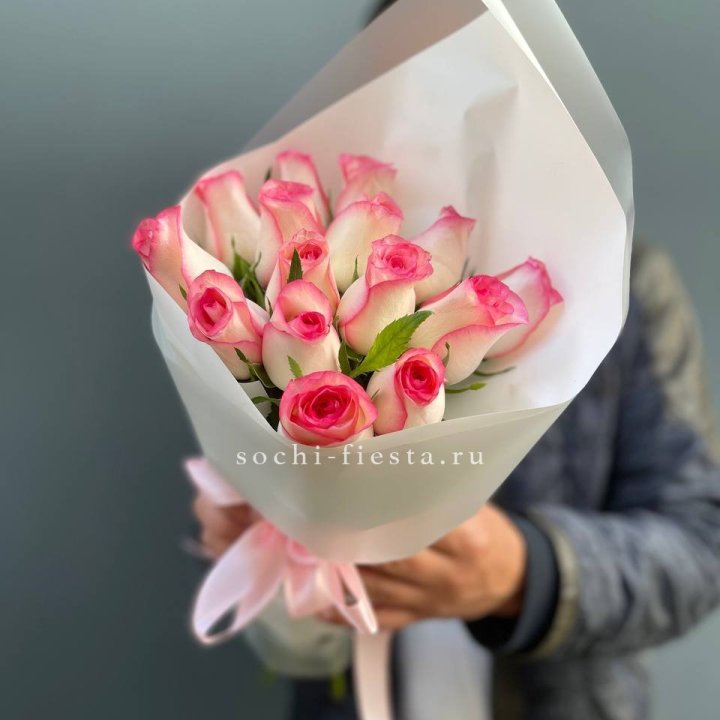 15 роз "Джумилия" в Казани