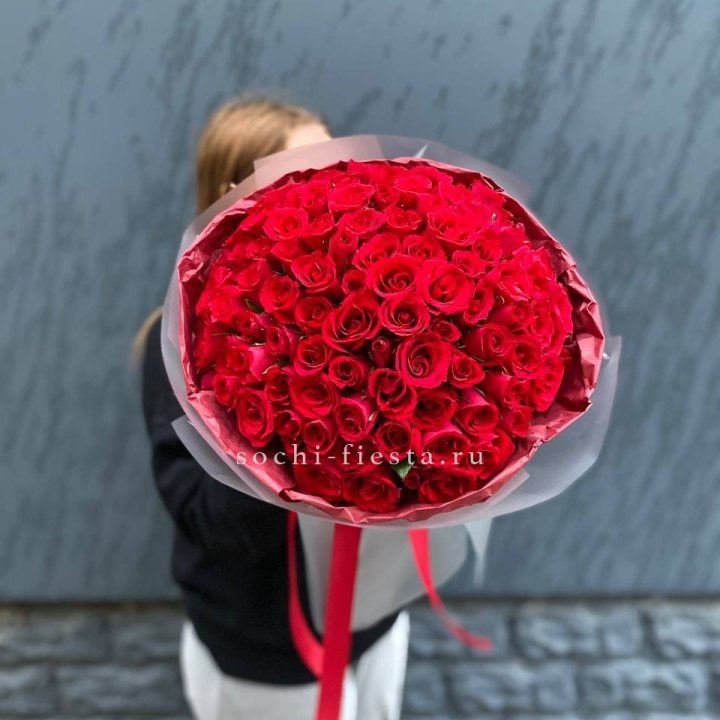 101  красная кенийская роза  в Казани