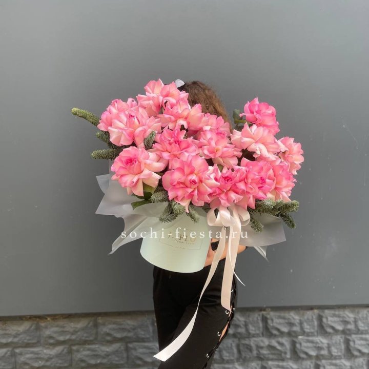 Бокс из 15 французских роз в Казани