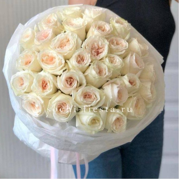 35 роз Охара в Казани