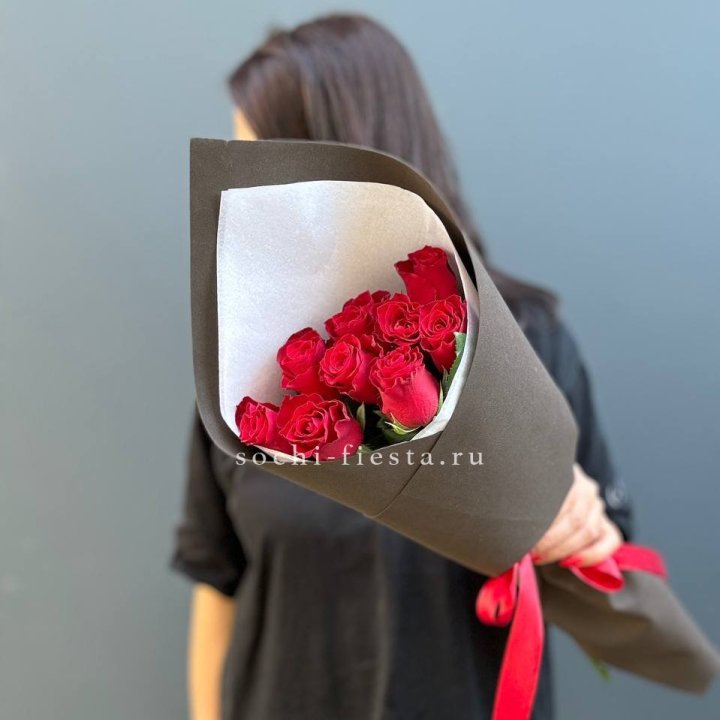 9 красных роз в фоамиране в Казани