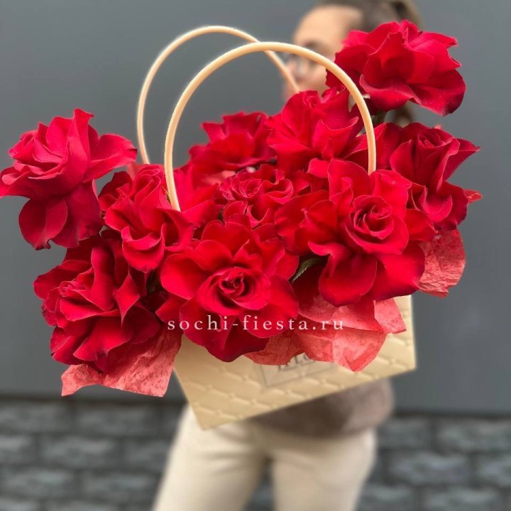 Французские розы в сумочке в Казани