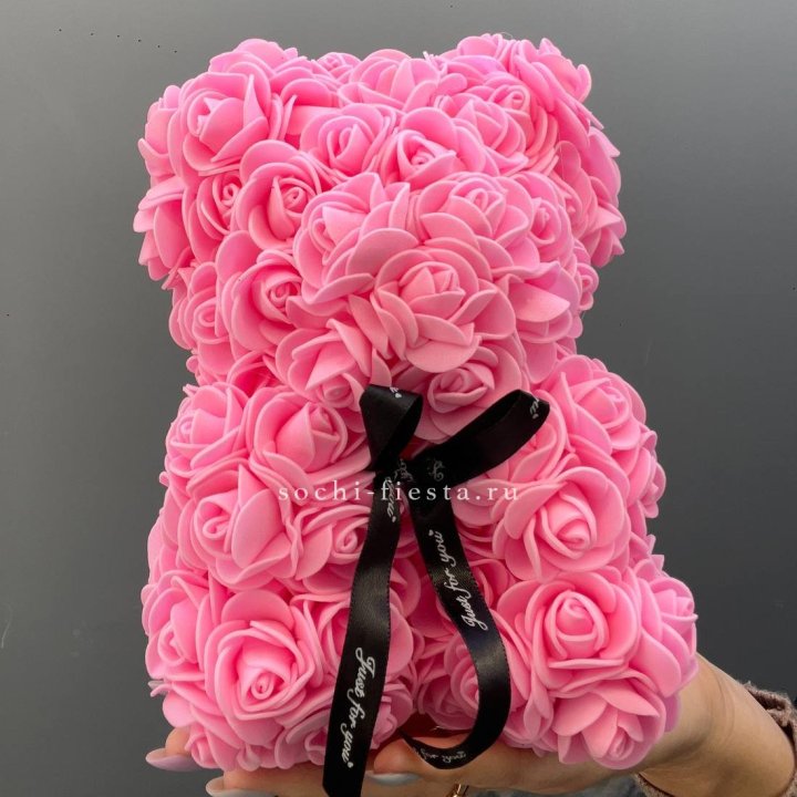 Игрушка медведь из розовых роз в Казани