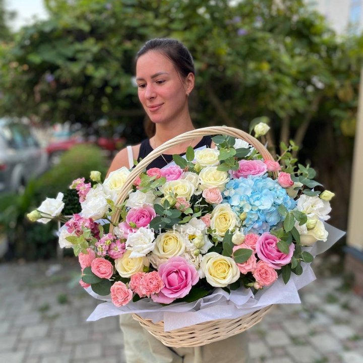 Цветочная корзина №2 в Казани