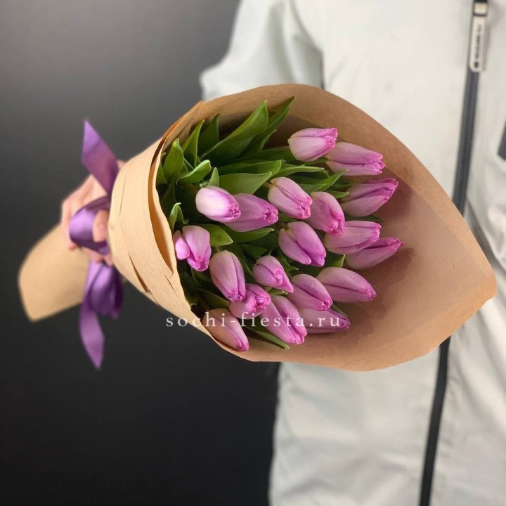 19 розовых  тюльпанов в Казани