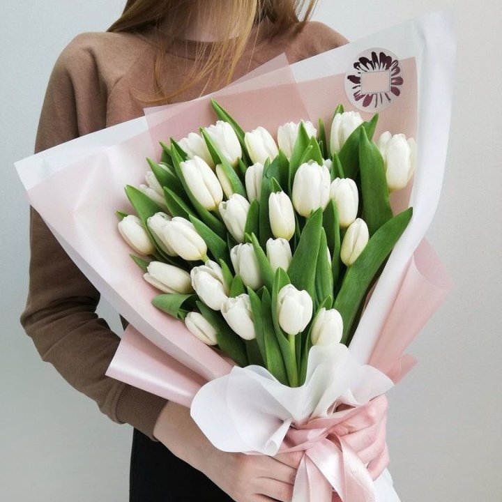 Букет белых тюльпанов "Моника" в Казани