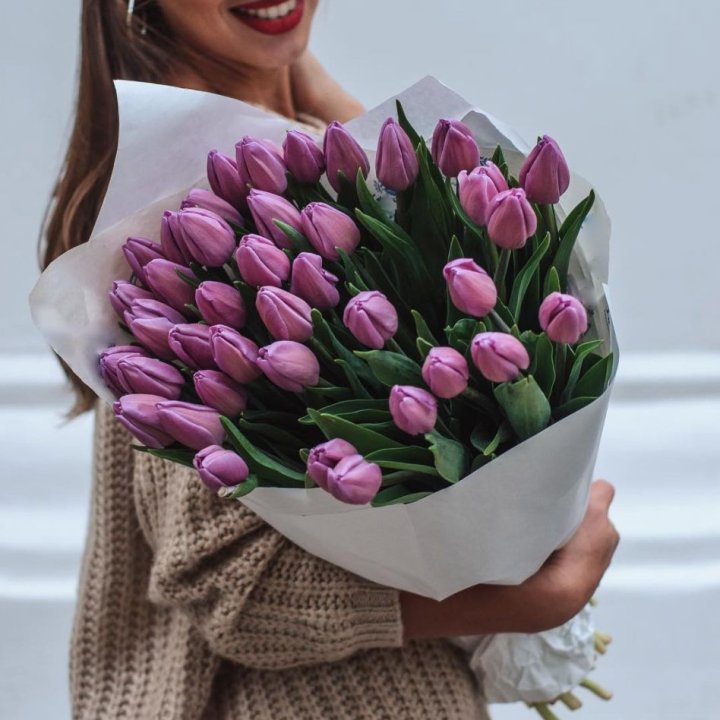 39 сиреневых тюльпанов в Казани